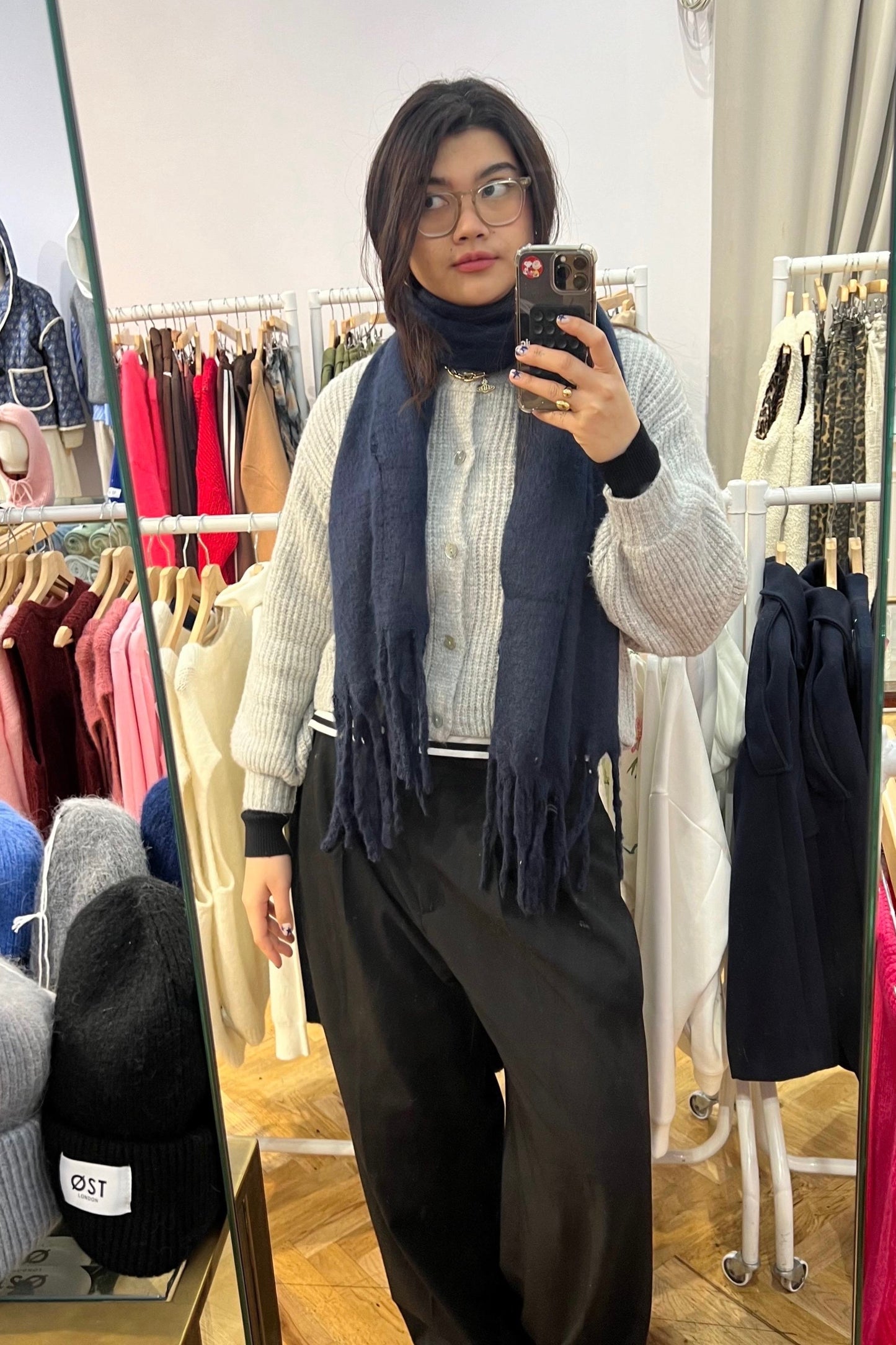 Pernille Oversized Scarf -Navy Blue