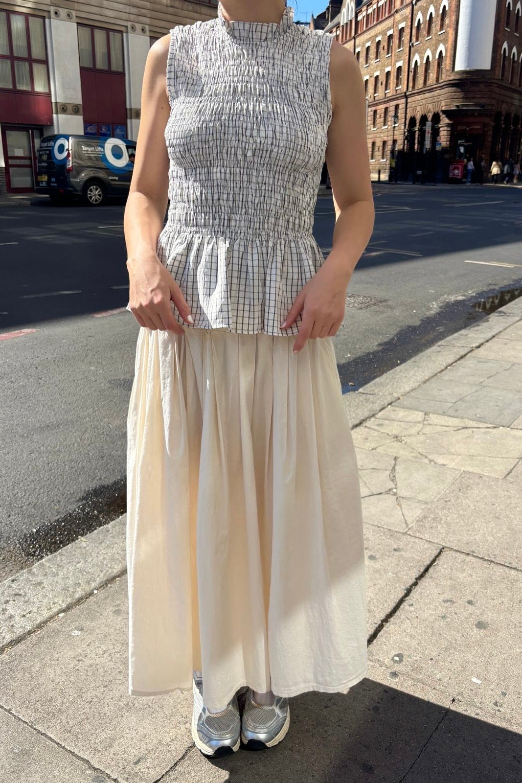 Leonora Smocked Blouse Sleeveless -White - Øst London