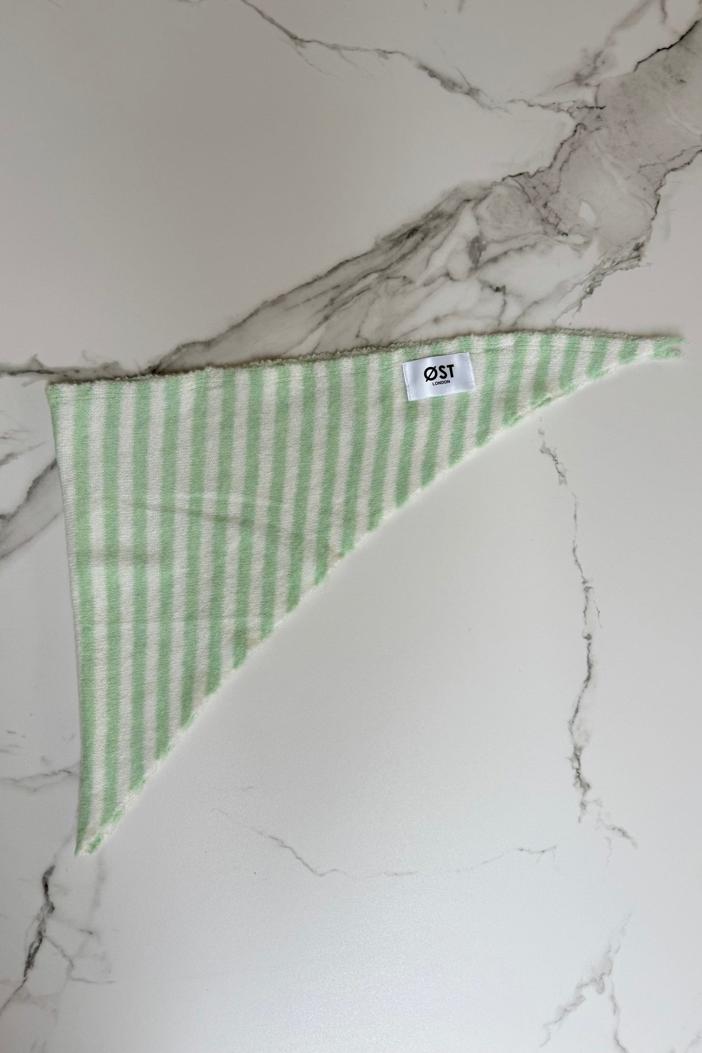 Mynte Triangle Scarf Striped -Green - Øst London