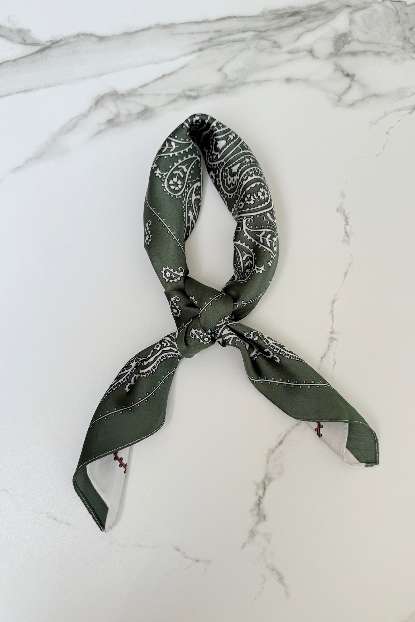 Vilja Scarf -Khaki/White
