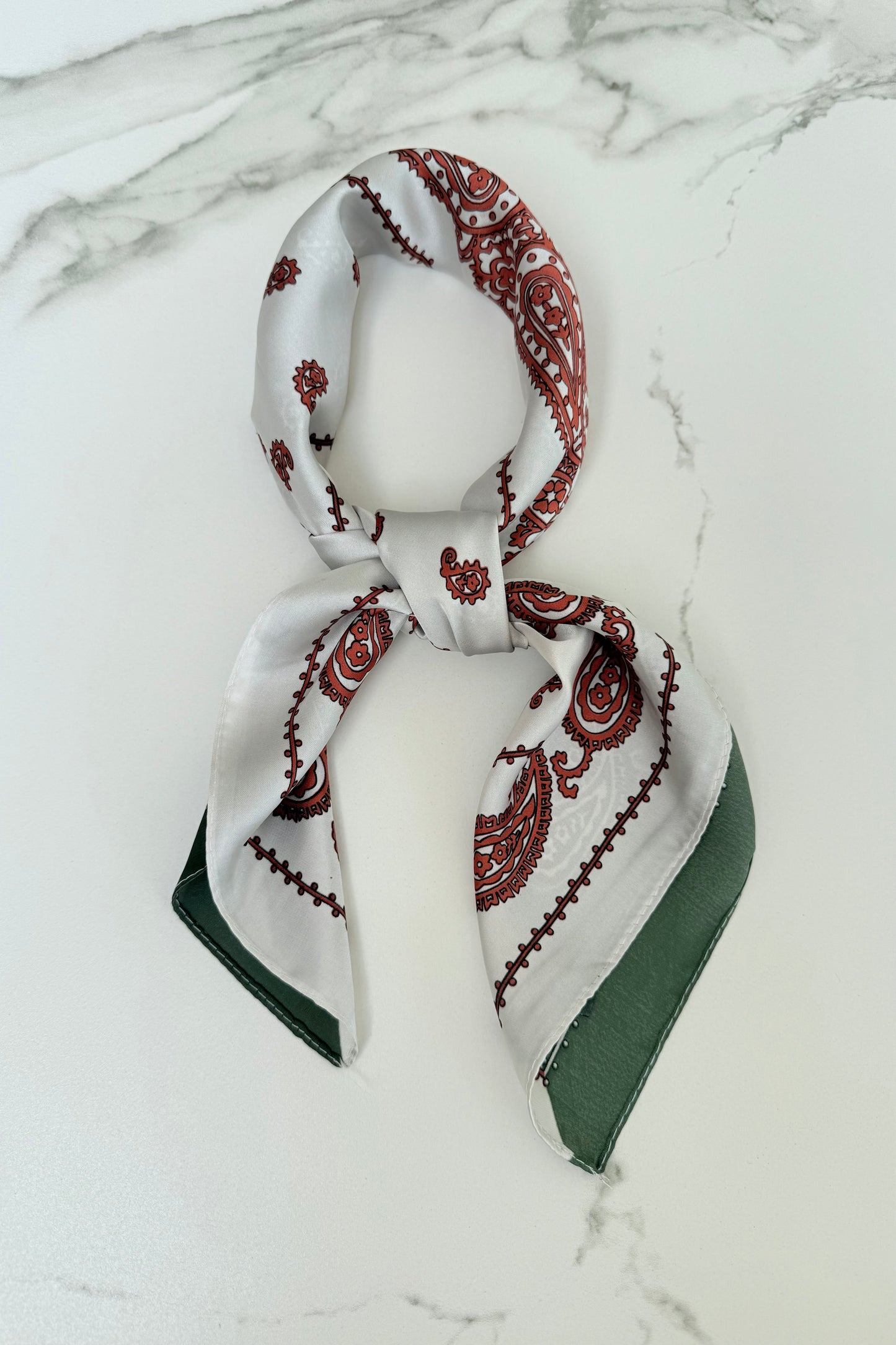 Vilja Scarf -Khaki/White