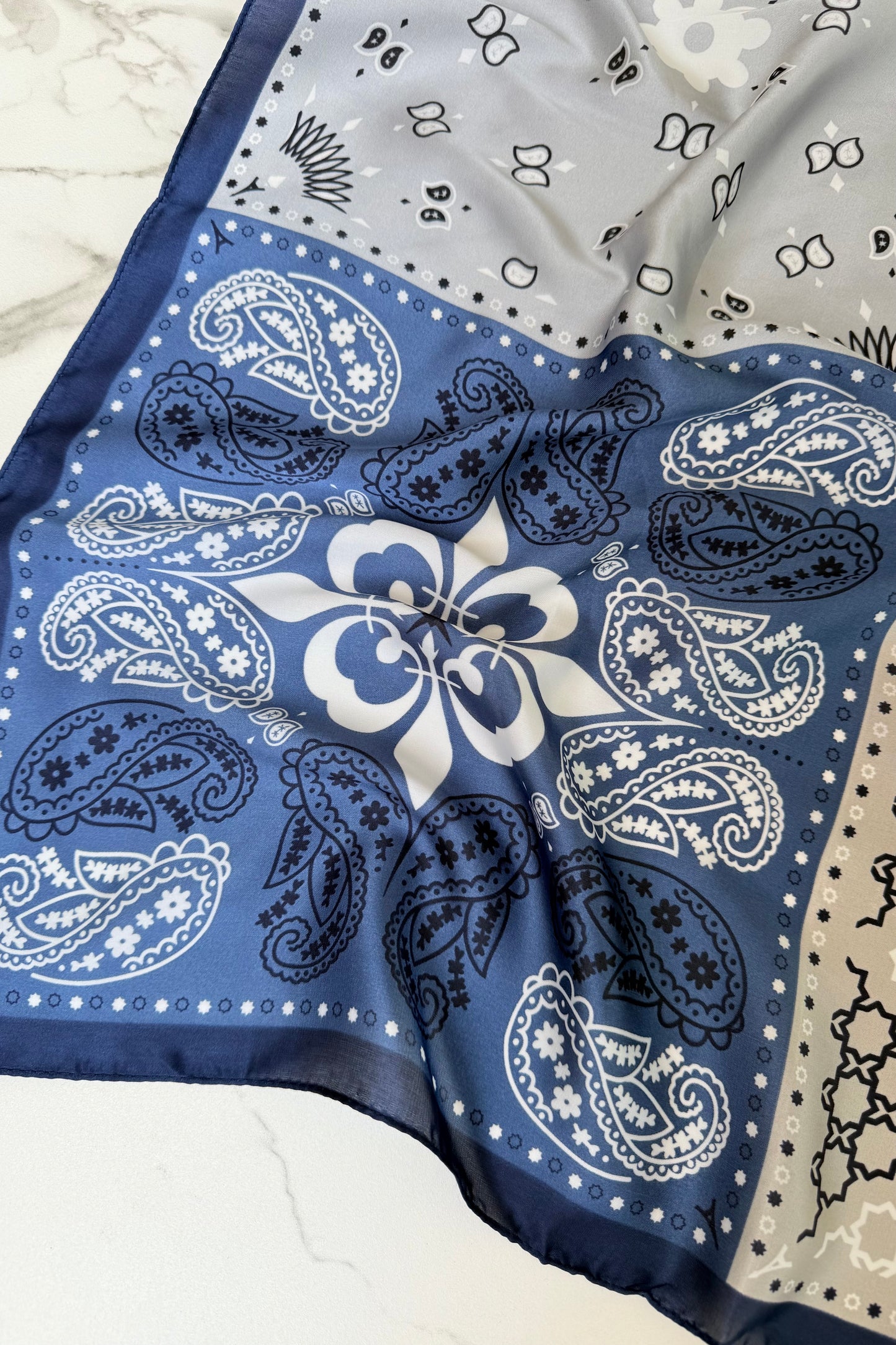 Vilja Scarf -Retro Blue