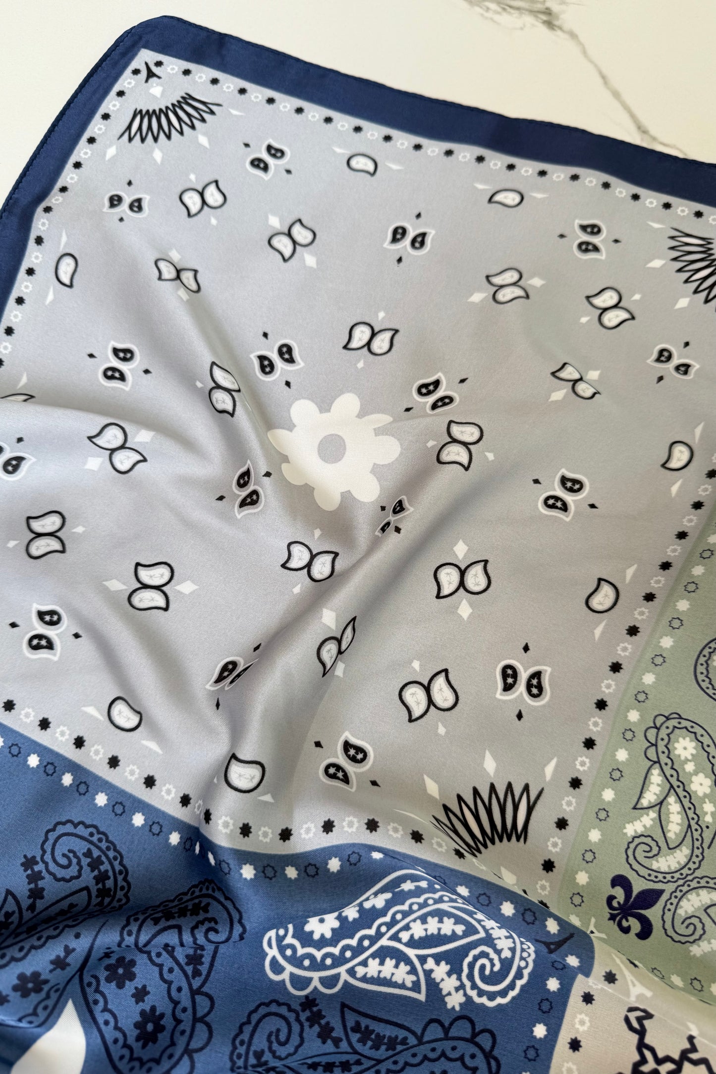 Vilja Scarf -Retro Blue