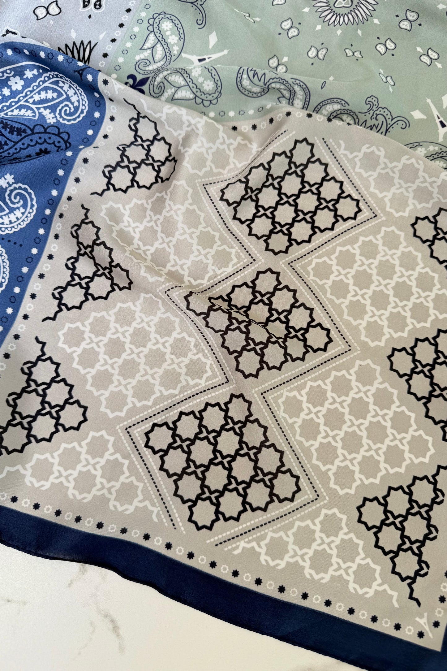 Vilja Scarf -Retro Blue