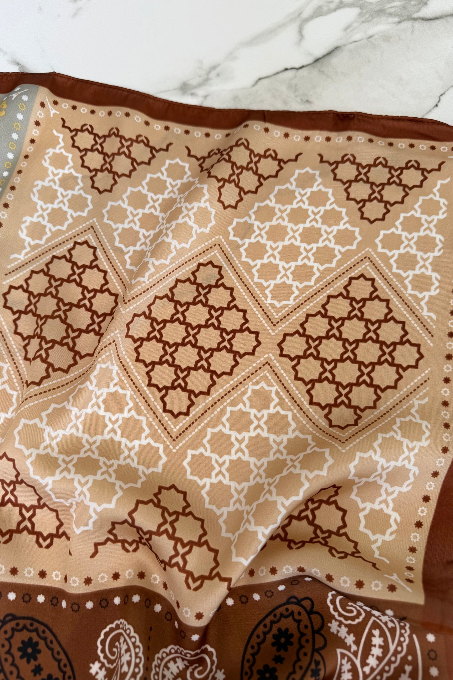 Vilja Scarf -Retro Brown