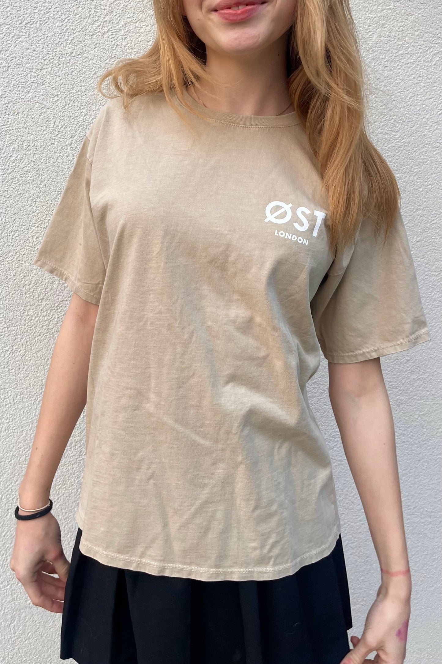Beige Øst London T-Shirt