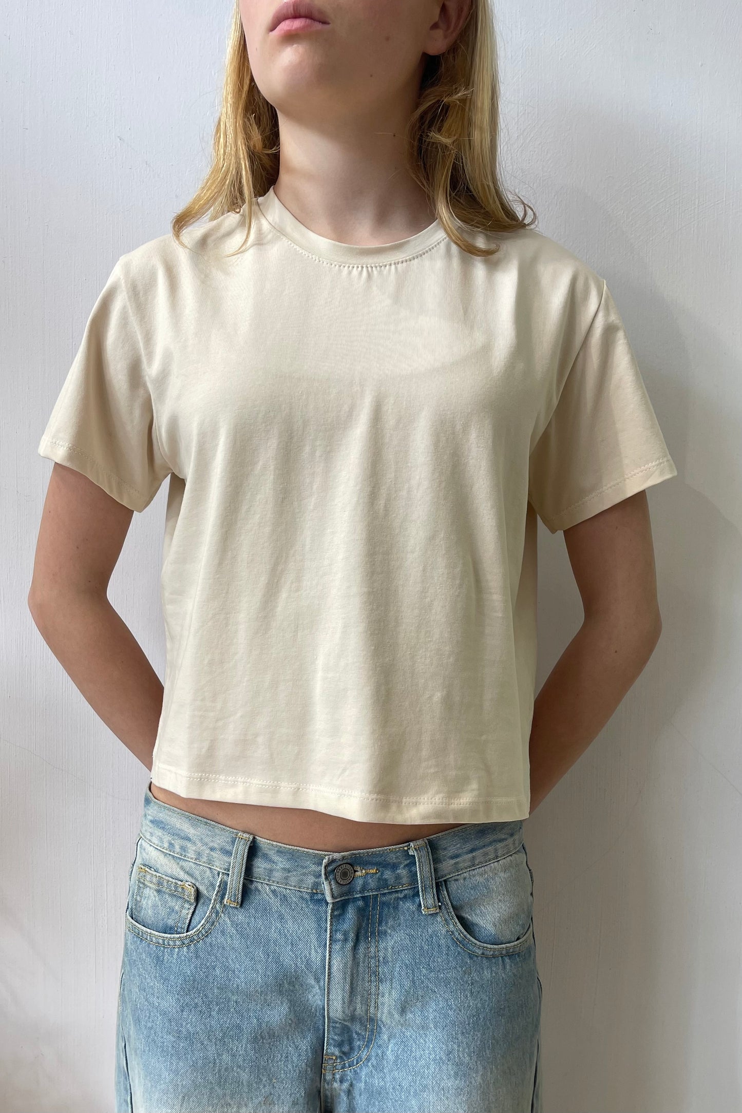 Emma Crop Tee -Cream