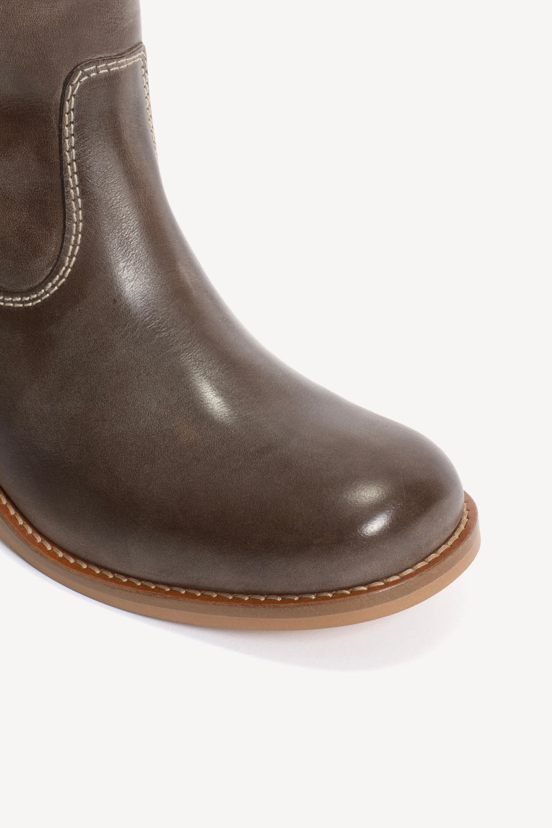 Ann Gaucho Boot Brown Escovado Leather