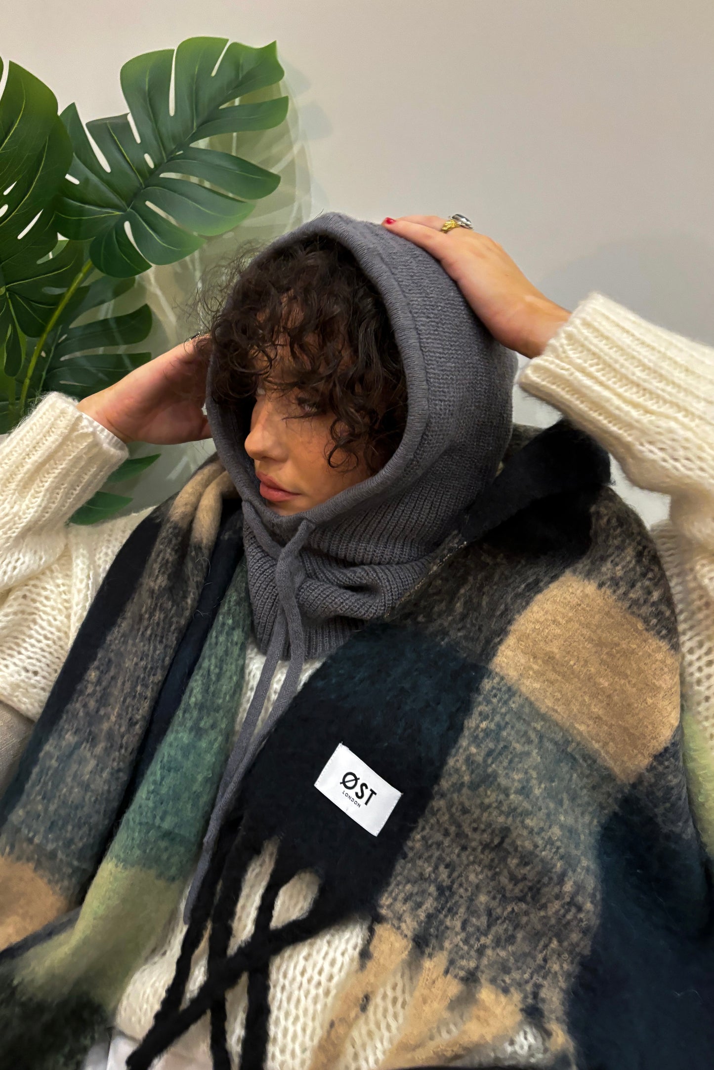Cashmere Balaclava hood Grey