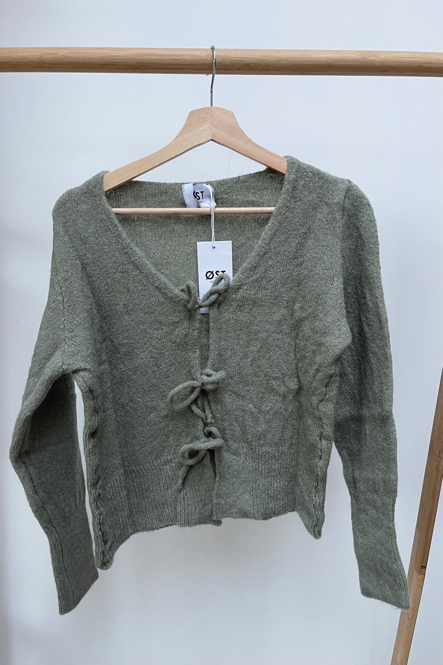 Alpaca Wool tie cardigan