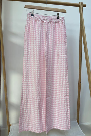 pink gingham trousers
