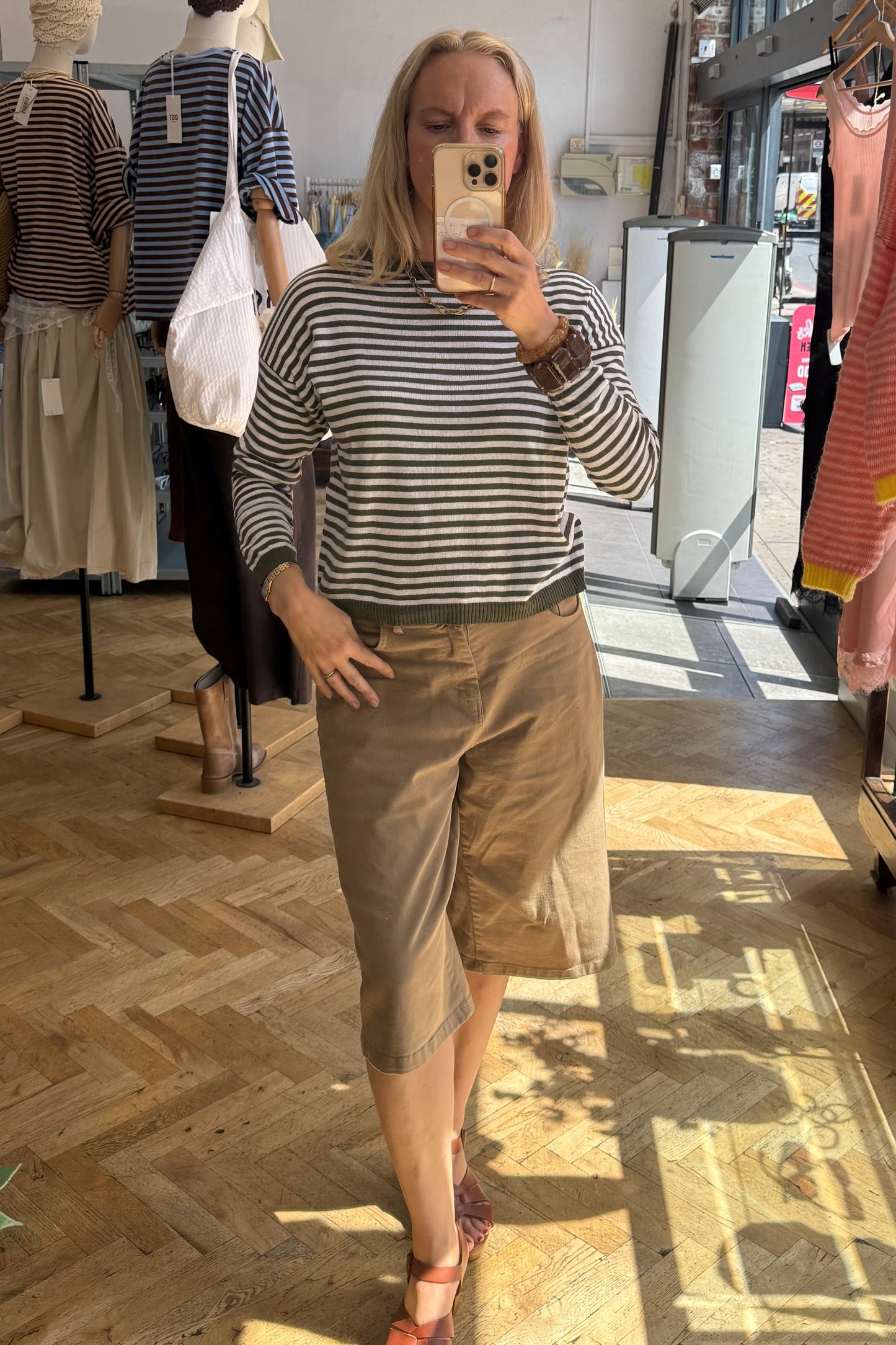 Vibeke Wide Shorts -Sand