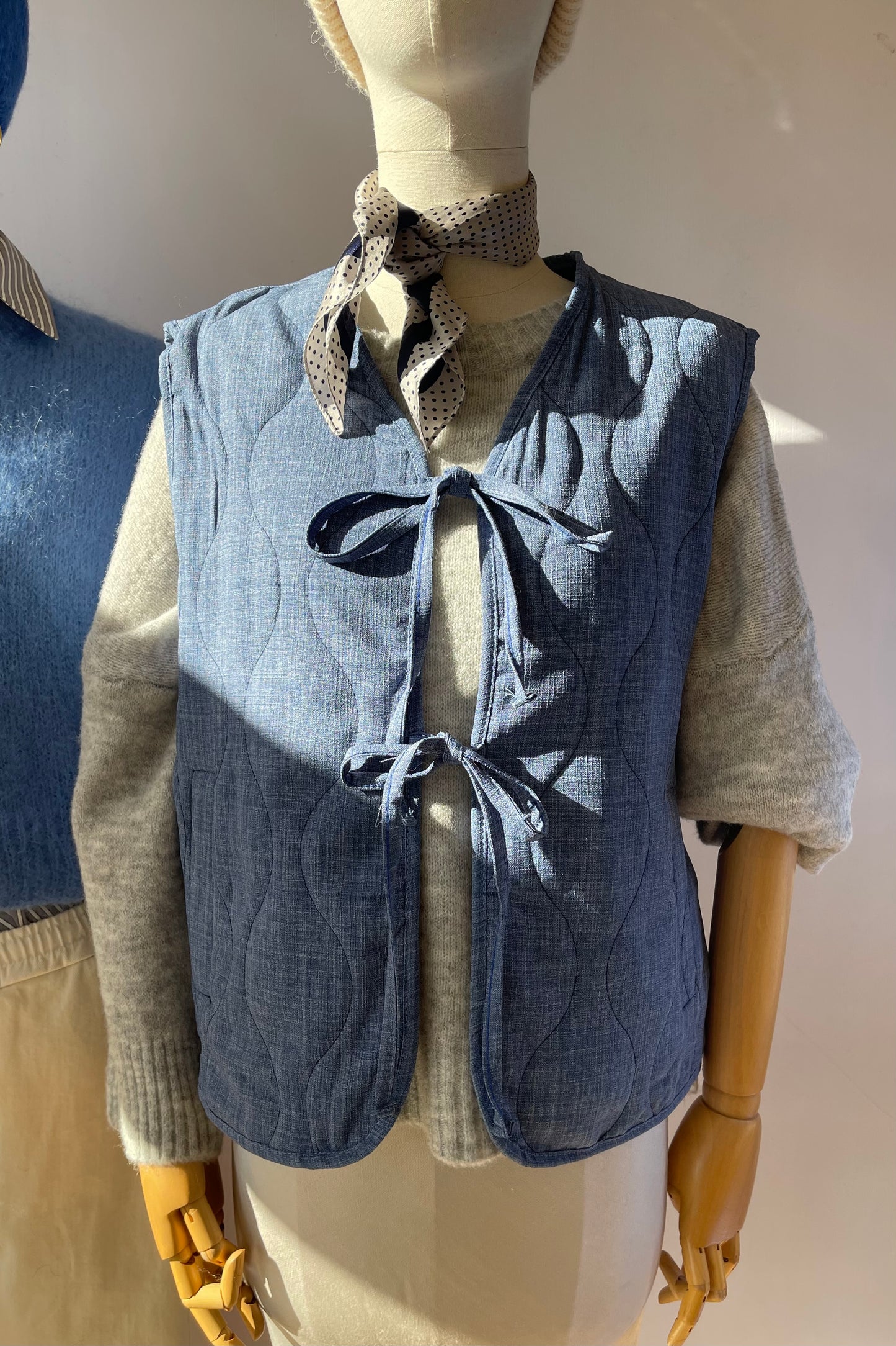 Lina Quilted Tie Vest -Blue