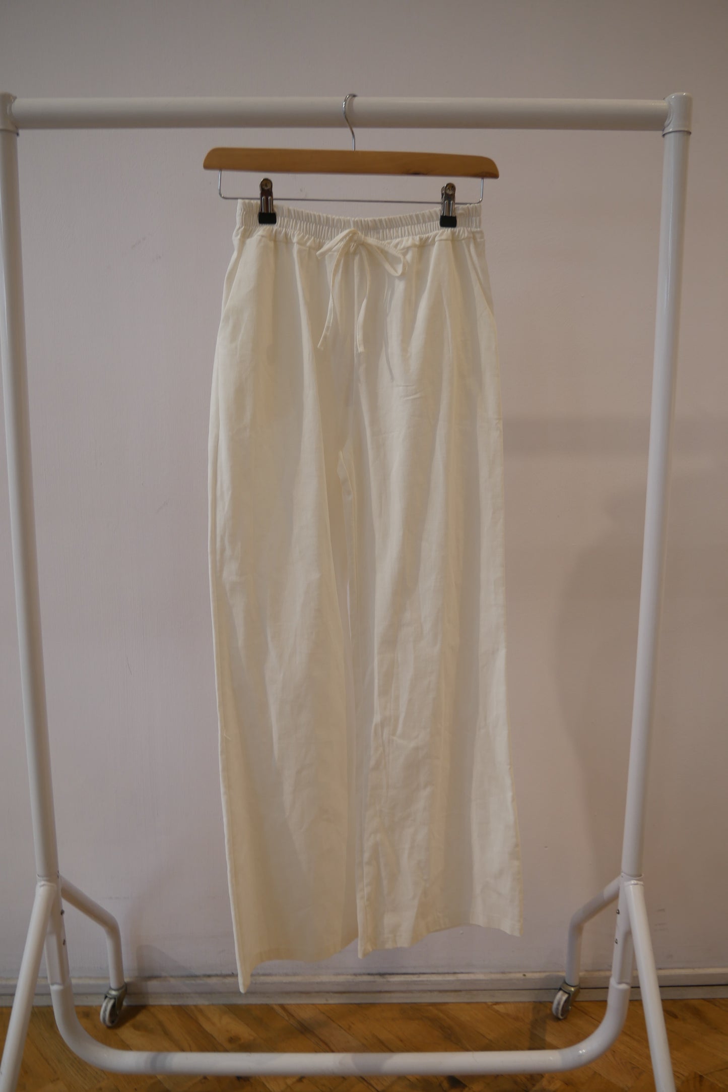 Ladies Cotton summer tie trousers White