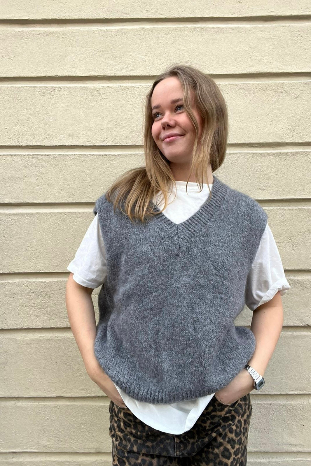 Mohair v-neck waistcoat Grey