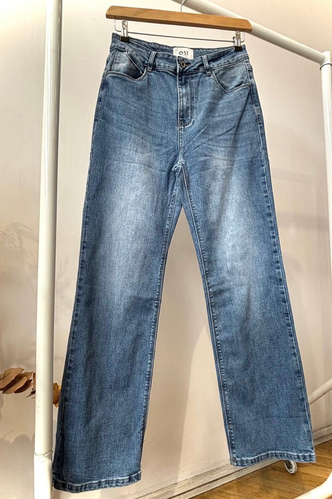 Astrid High Waist Jeans -Mid Blue