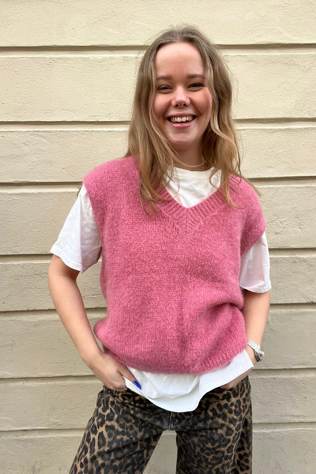 Mohair v-neck waistcoat Rosa