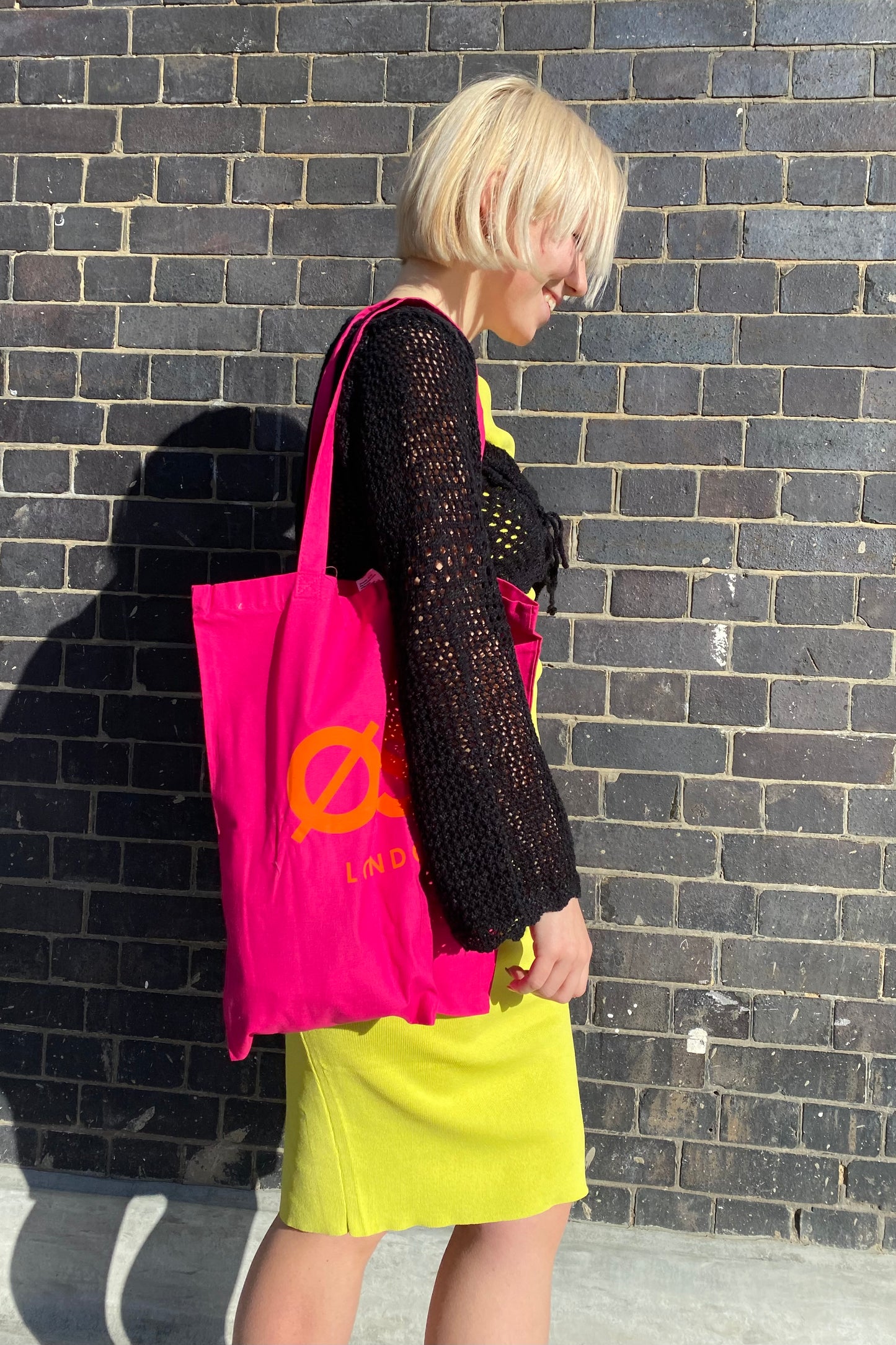 Julie V Neck Dress -Lime - Øst London