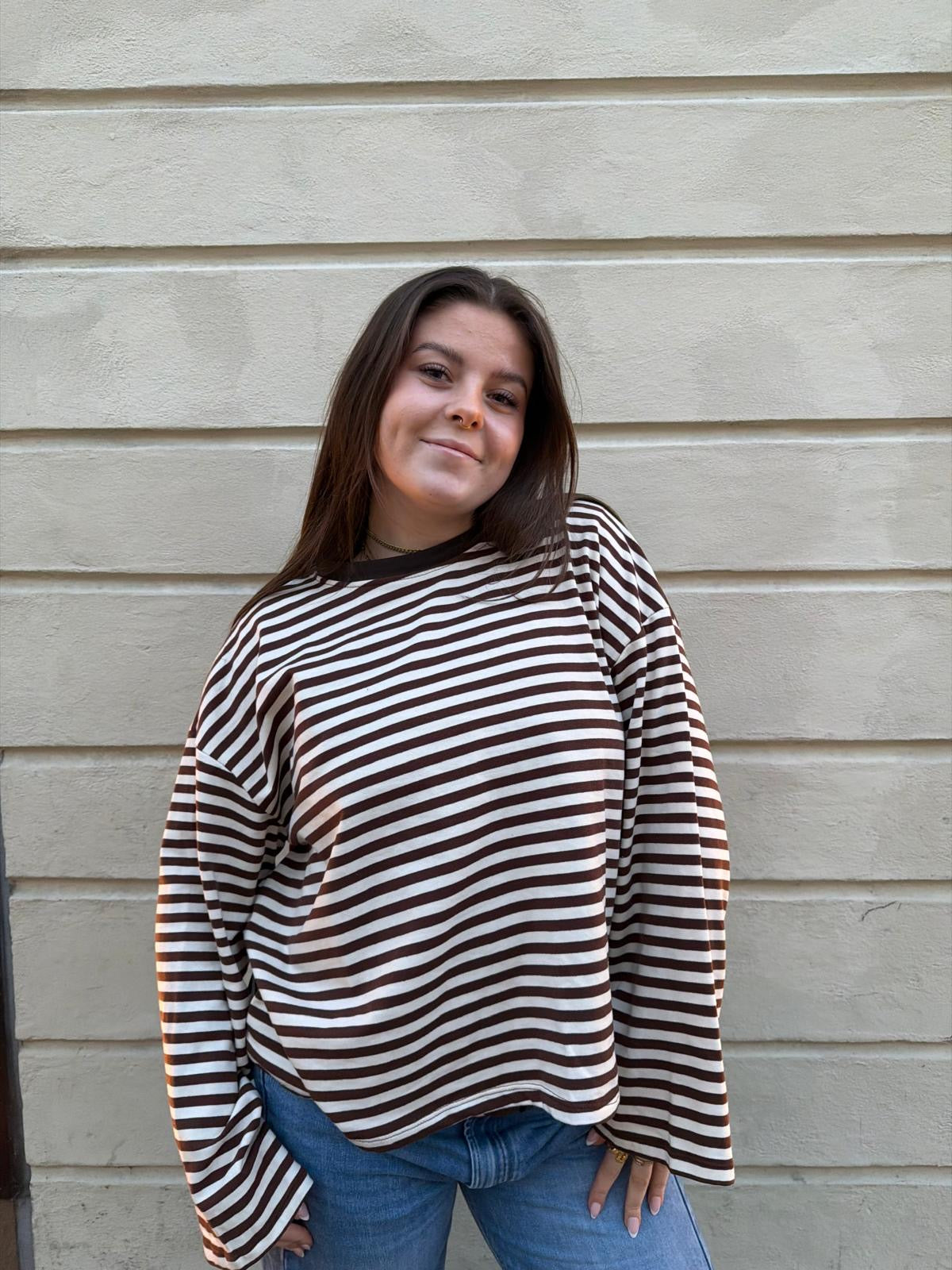 Anna Crewneck -Brown - Øst London