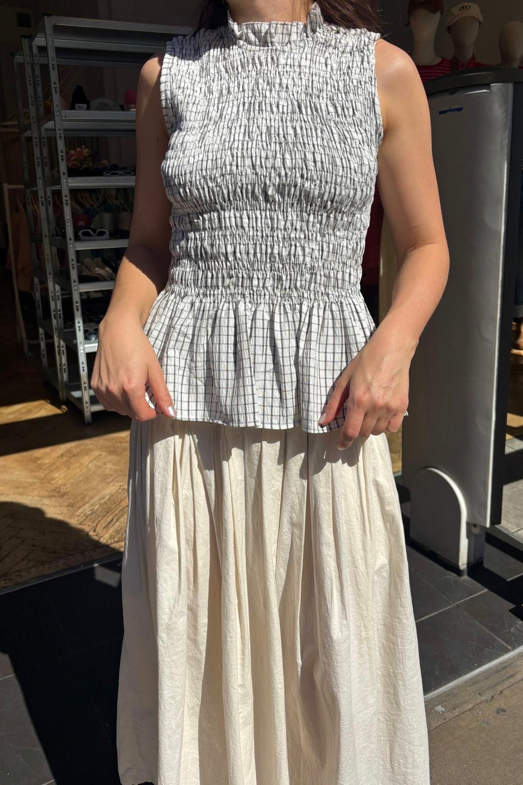 Leonora Smocked Blouse Sleeveless -White - Øst London