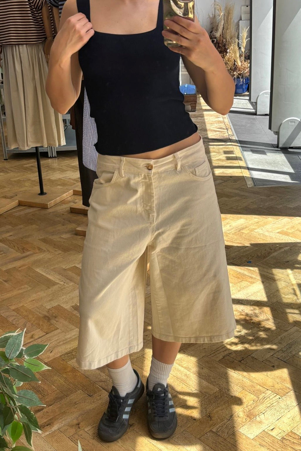 Vibeke Wide Shorts -Off White