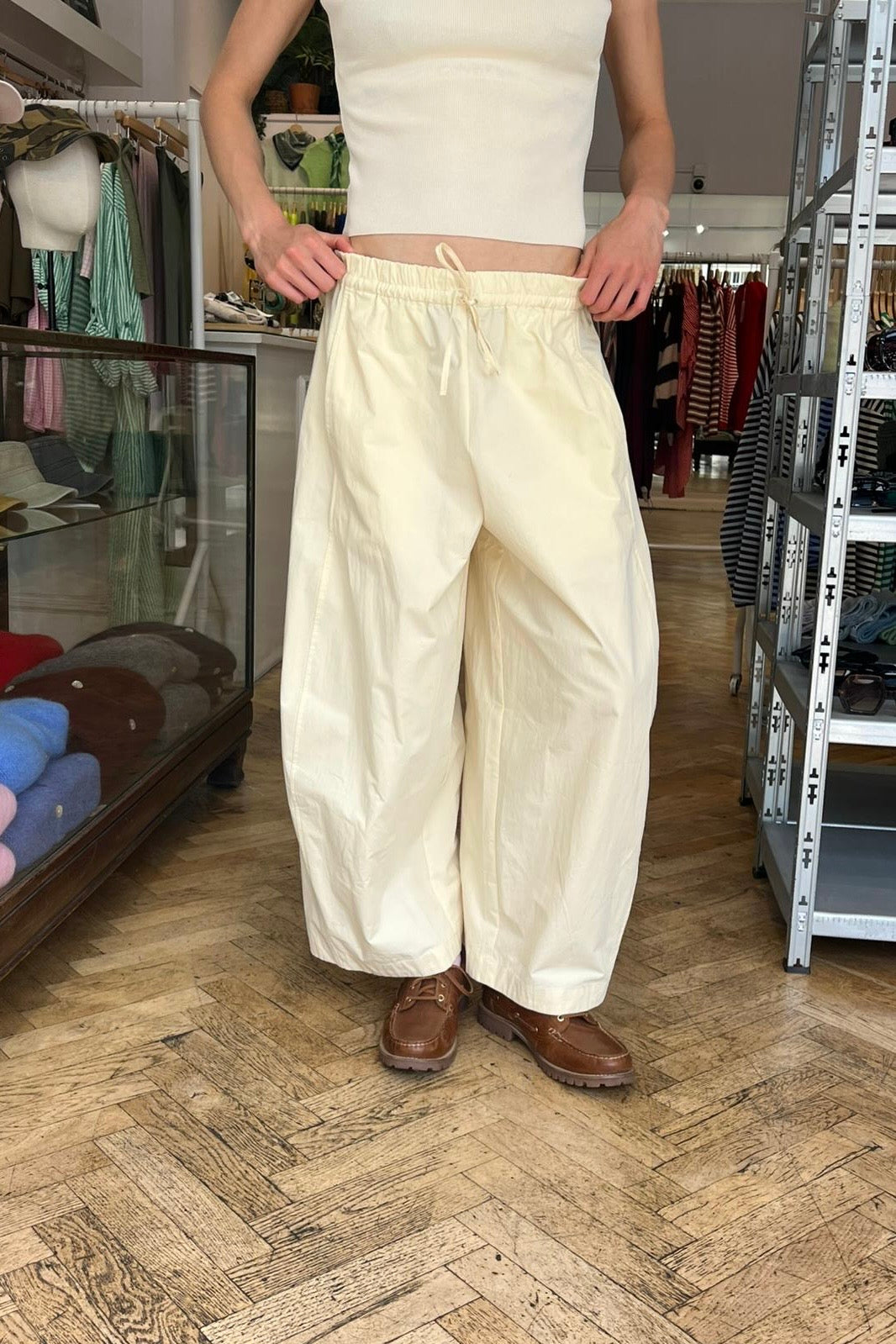 Ruth Barrel Trousers -Lemon - Øst London
