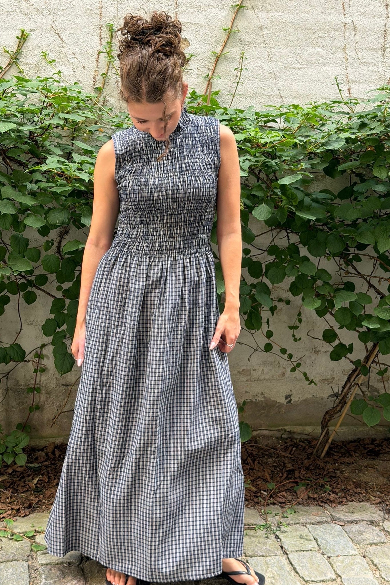 Leonora Smocked Dress -Navy