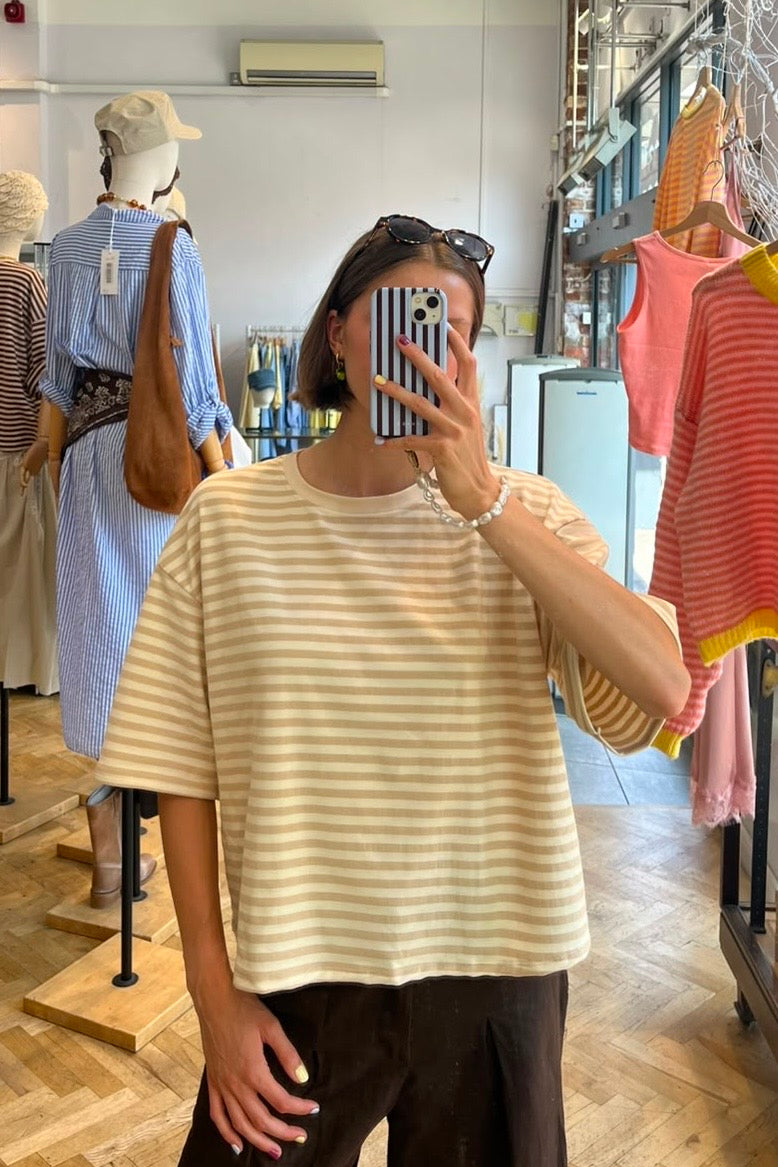 Else Striped T-Shirt -White/Beige