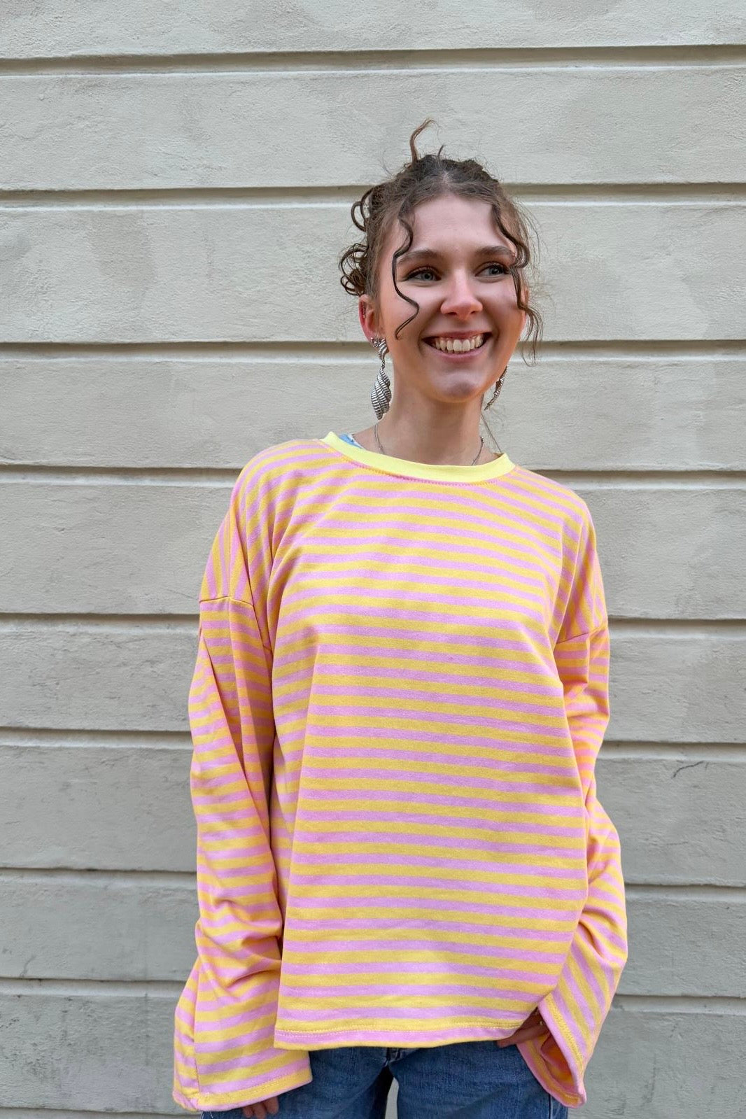 Anna Crewneck -Pink/Yellow - Øst London