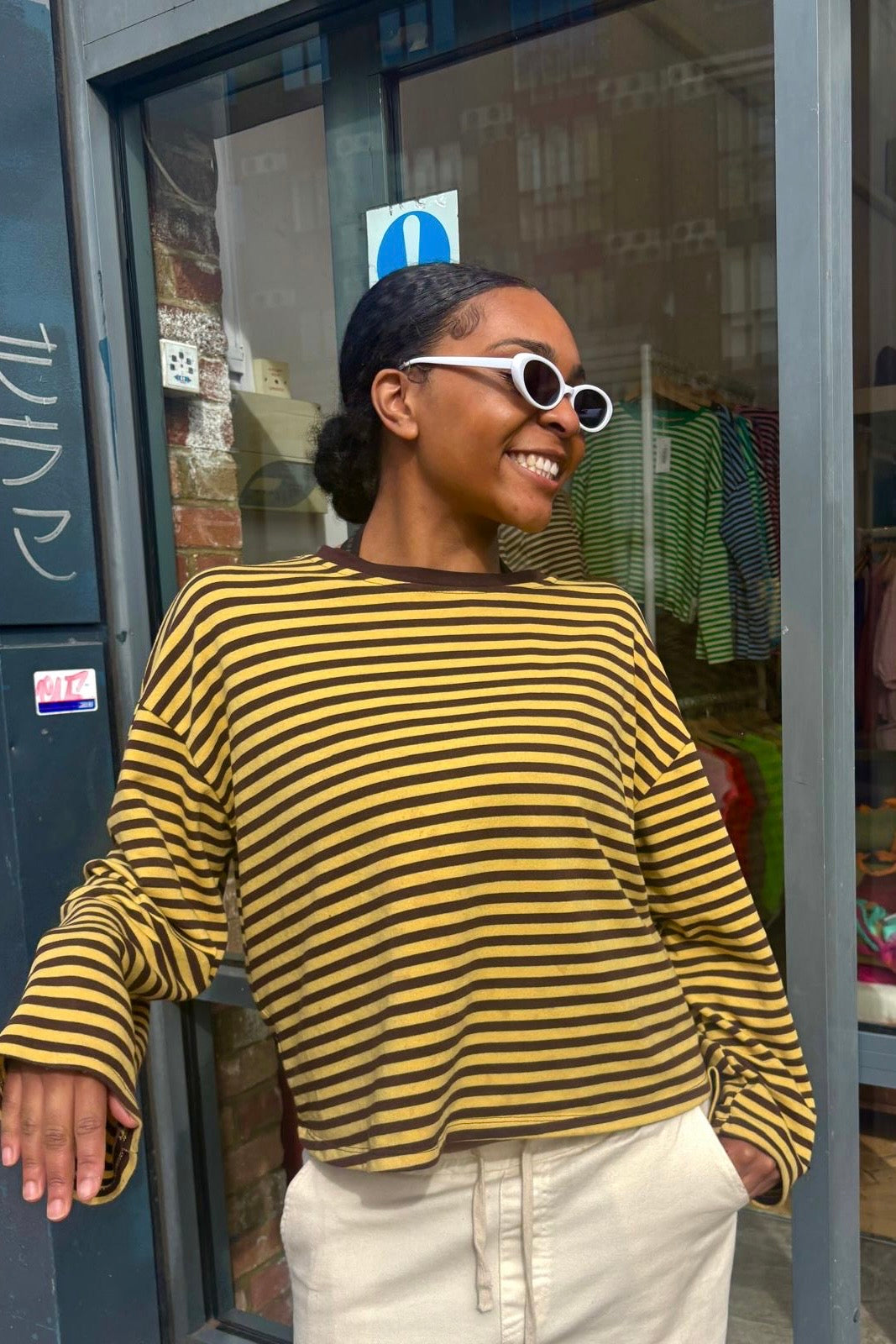 Anna Crewneck -Yellow/Brown - Øst London