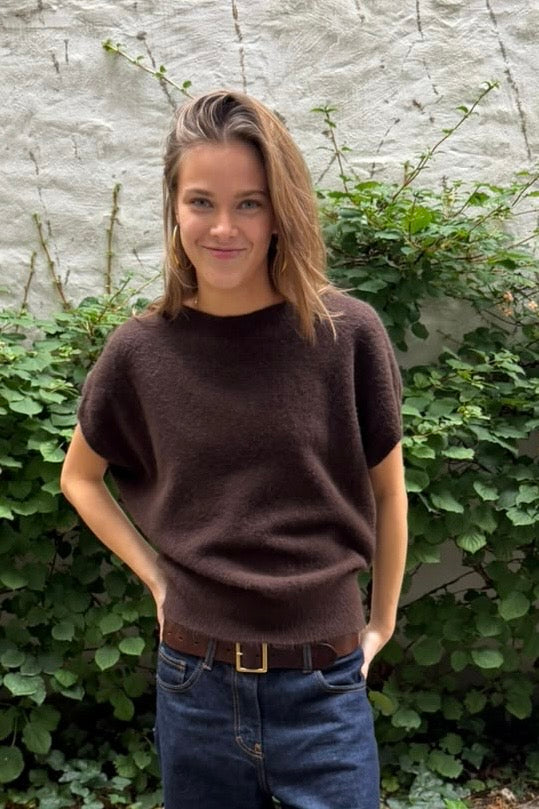 Mette Vest -Chocolate