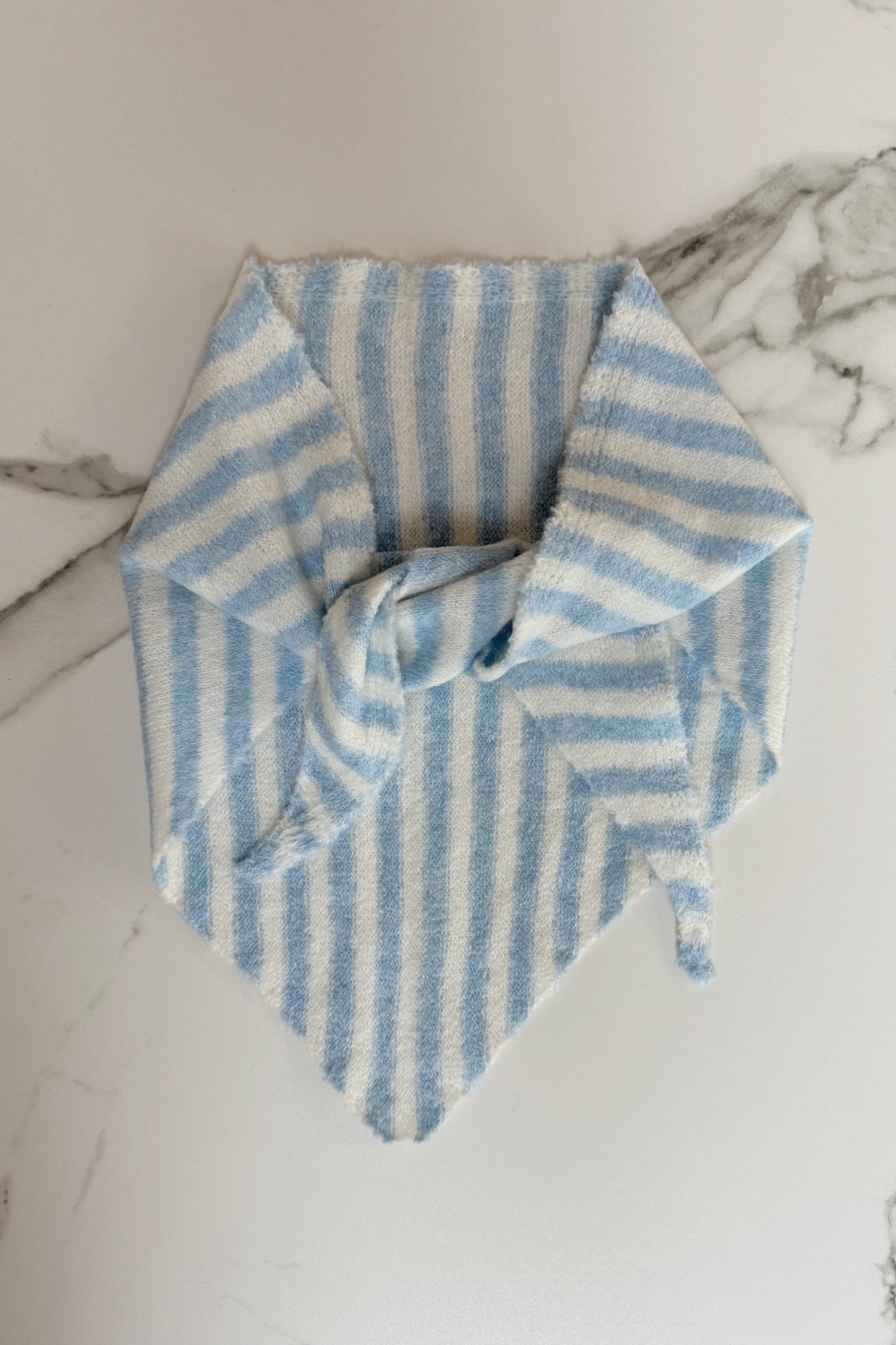 Mynte Triangle Scarf Striped -Blue - Øst London