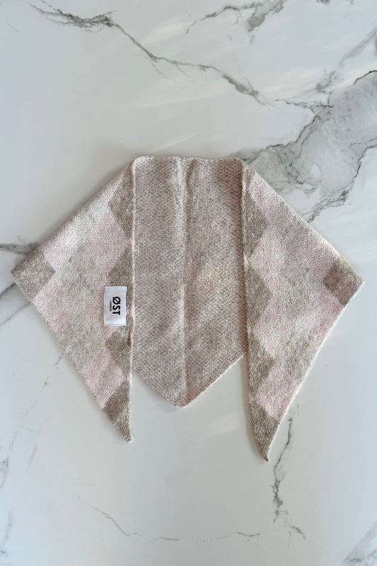 Argyle Triangle Scarf -Pink
