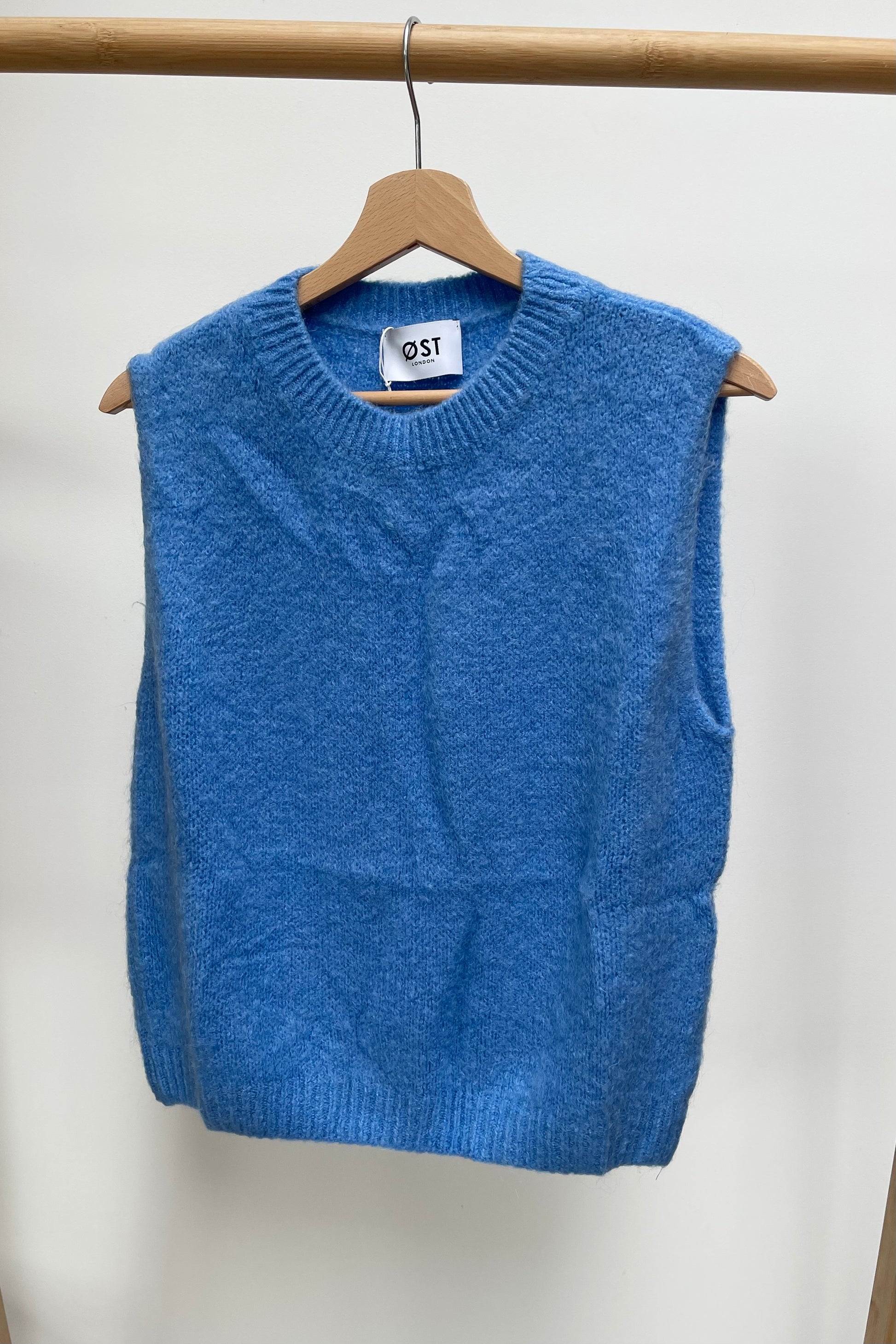 Mohair waistcoat round neck Blue