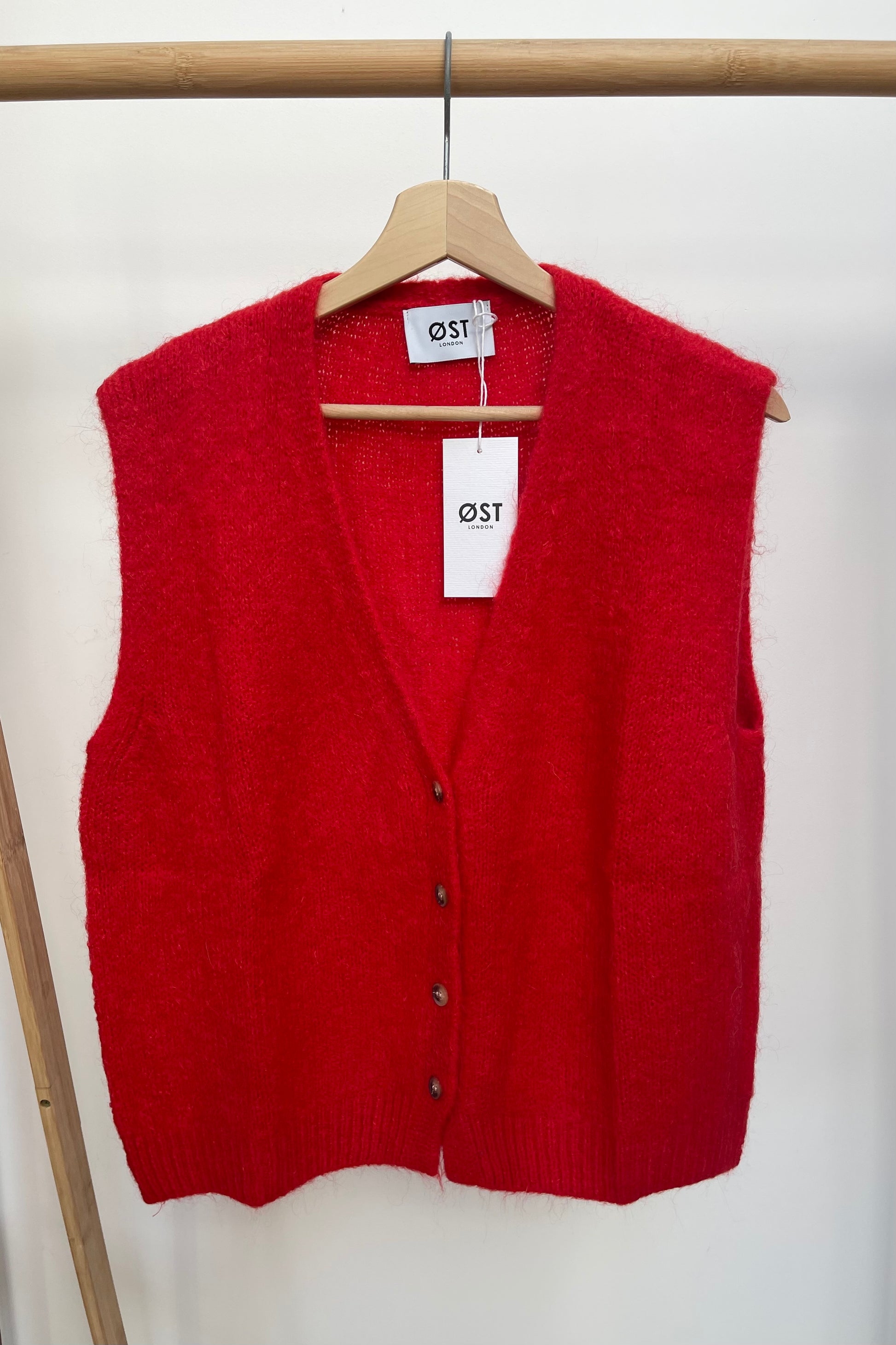 Mohair waistcoat with buttons Red