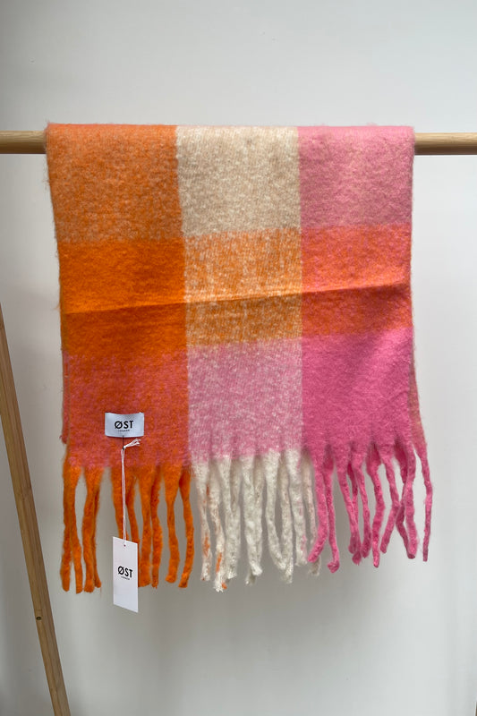 warm big winter scarf tartan colourful