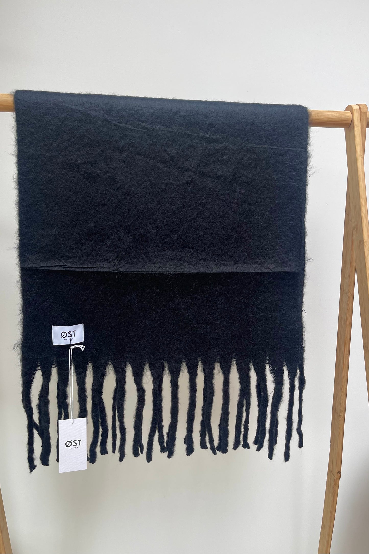 Pernille Scarf-Black