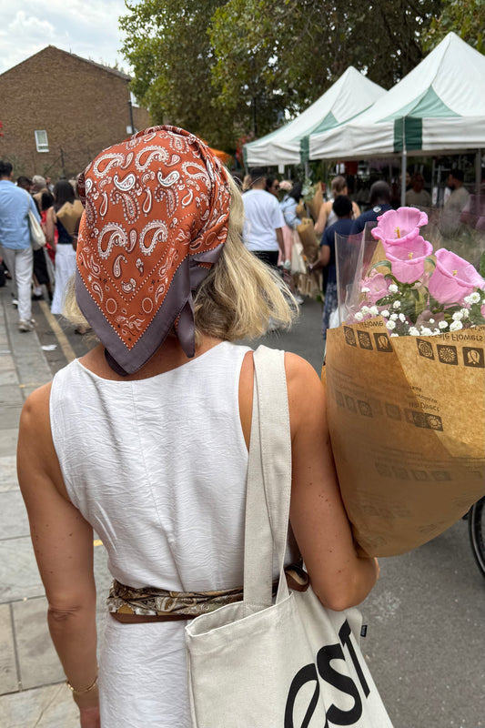 Vilja Scarf -Rust Paisley