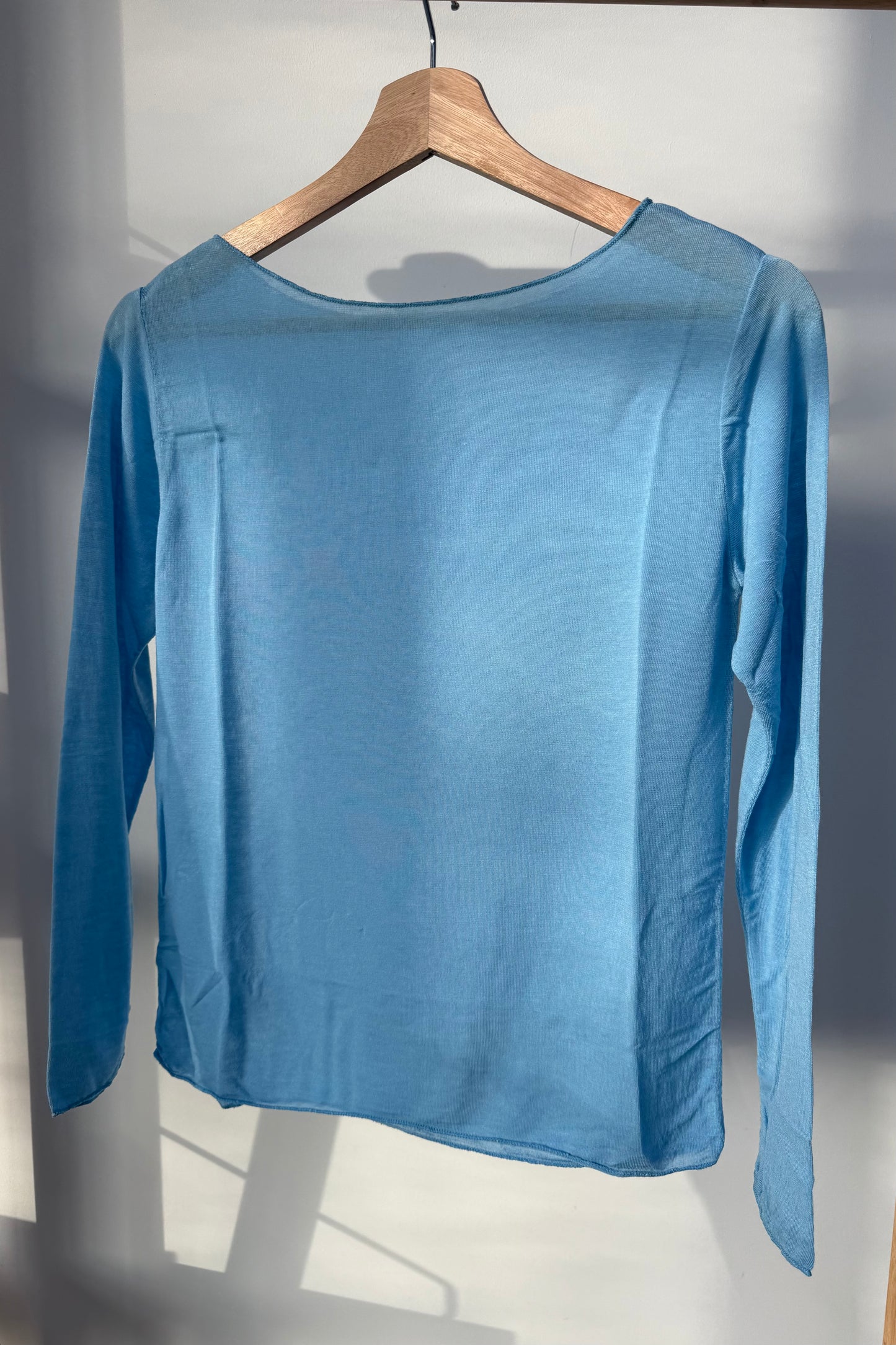 Sandra Cashmere Base Layer Wide Neck Top -Sky - Øst London