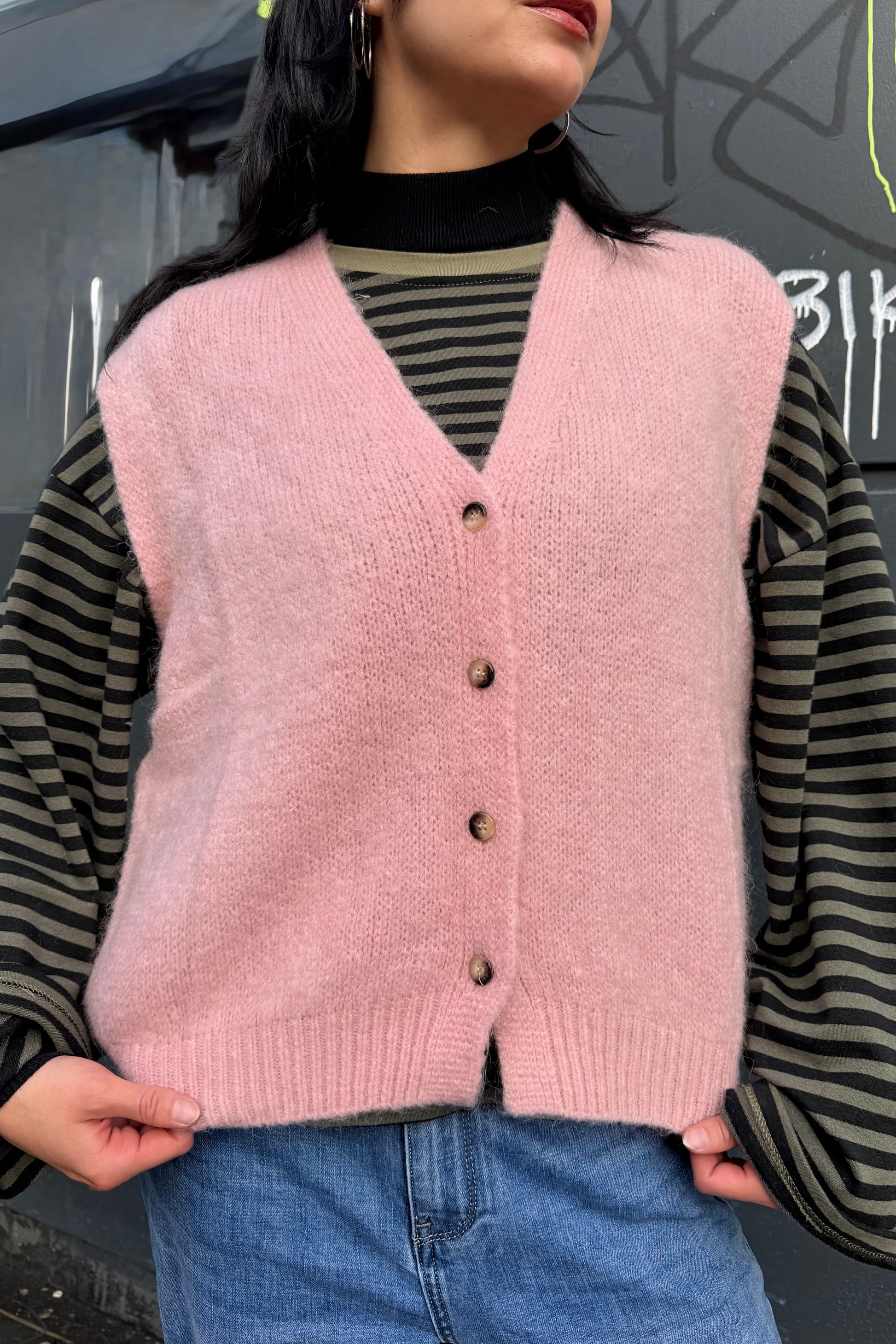 Erika Mohair Vest -Dusty Light Pink - Øst London