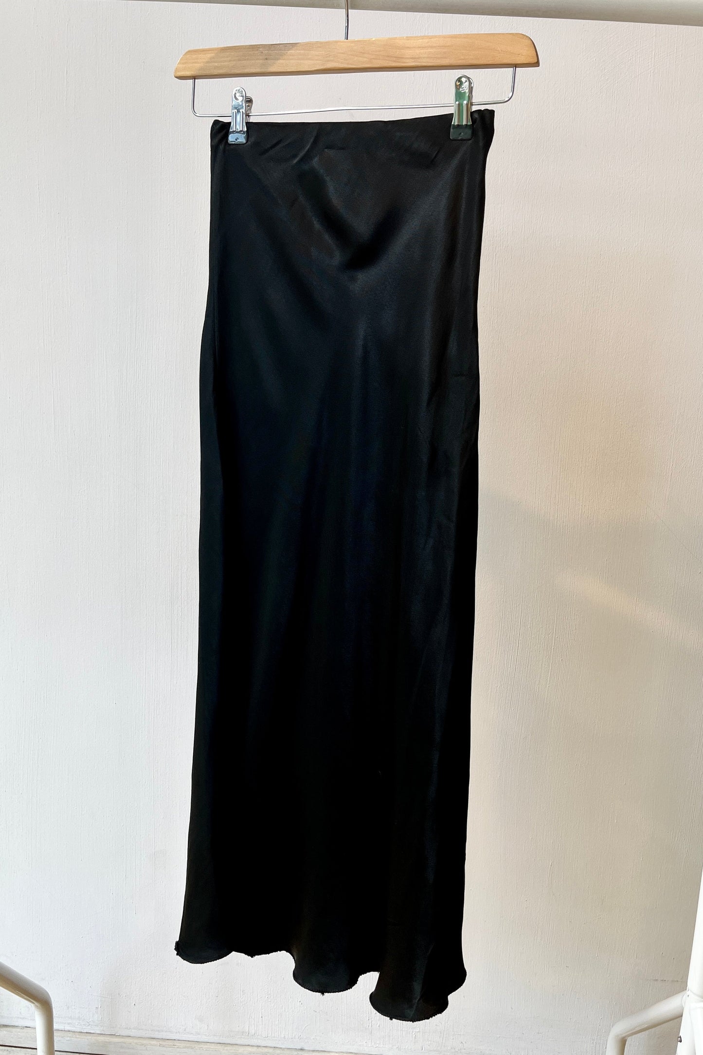 Agnes Slip Skirt-Black