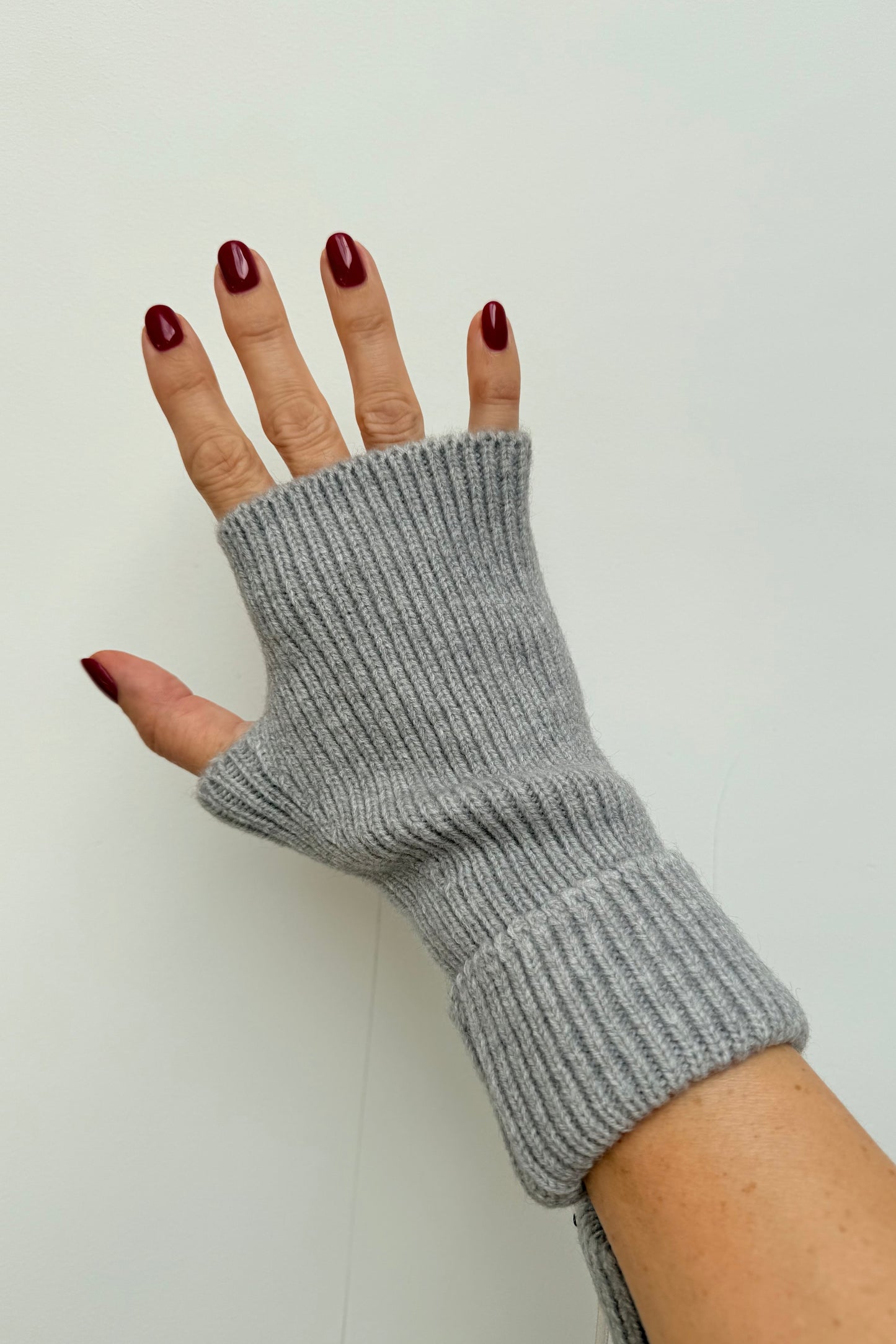 Ellen Wool Mittens -Grey