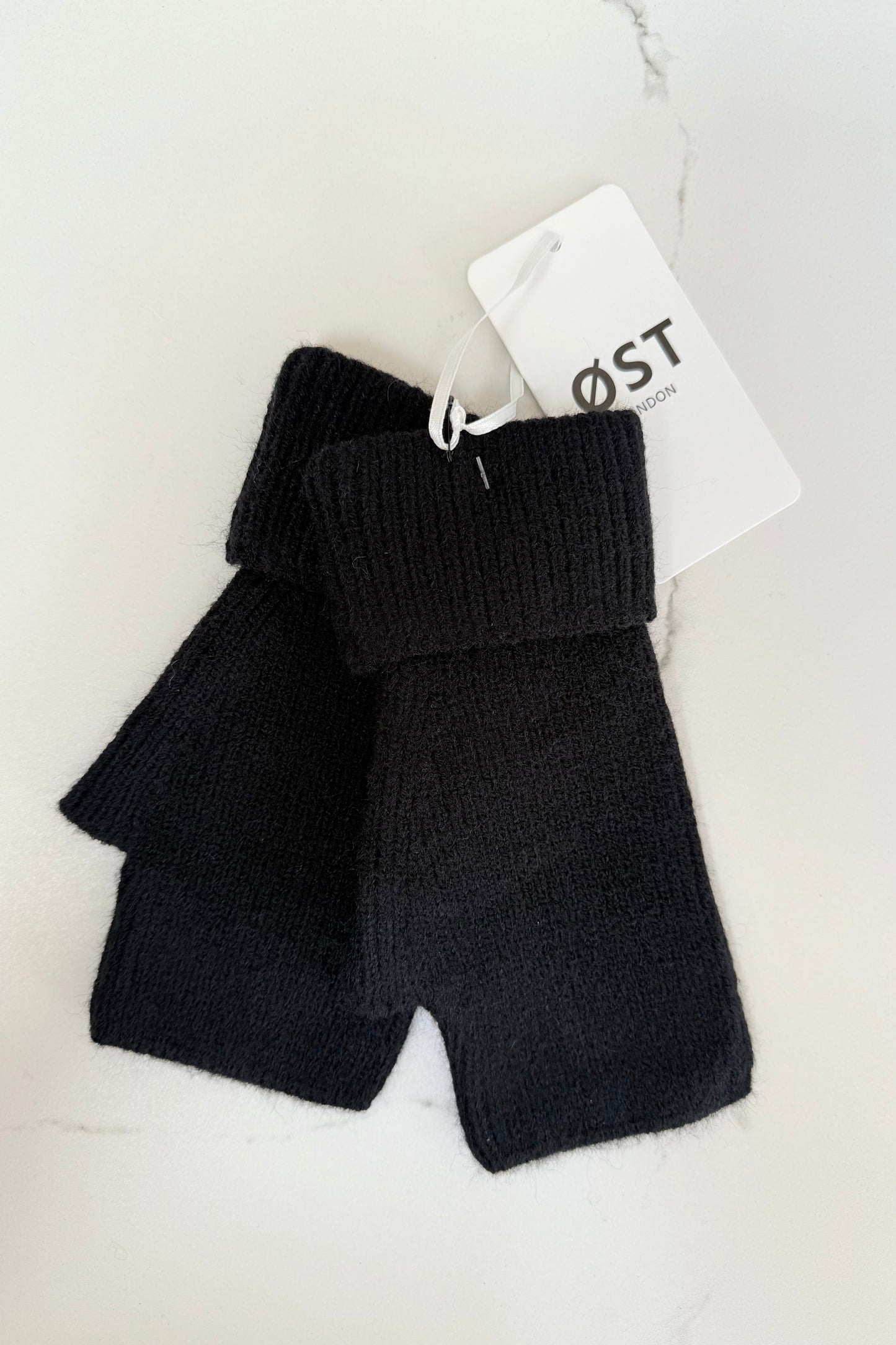 Ellen Wool Mittens -Black