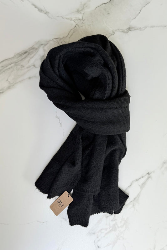 Copenhagen Wool Scarf -Black