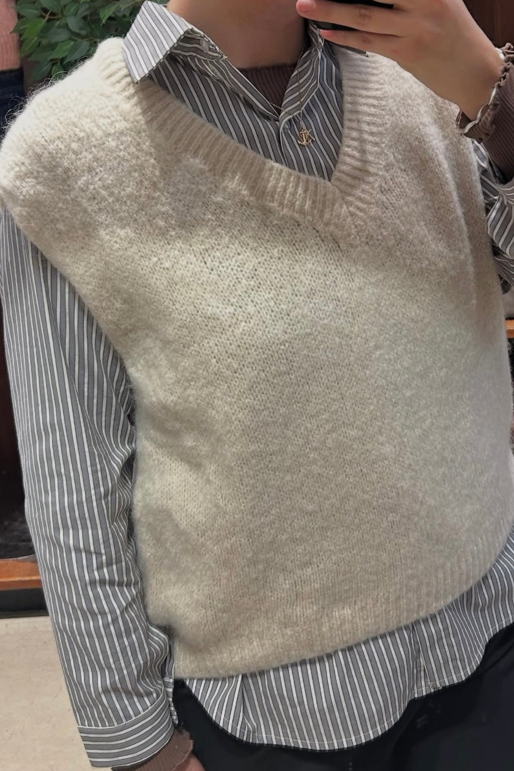 Erika Kid Mohair Vest -Cream