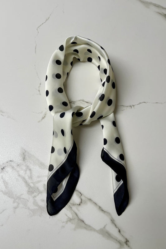 Vilja Scarf -Polka Dot