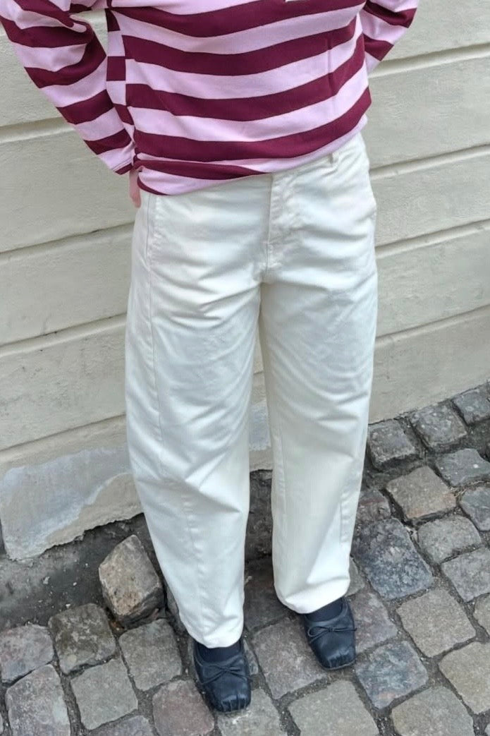Lisa Barrel Trousers -Off White