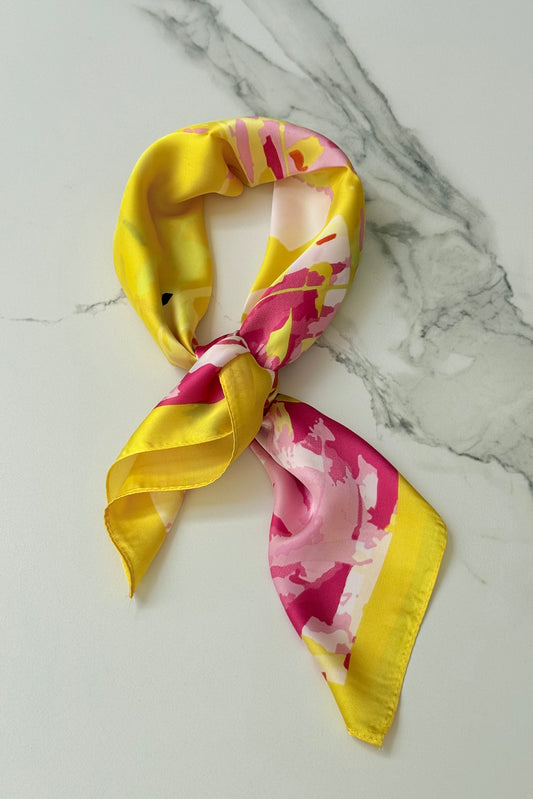 Vilja Scarf -Yellow Graphic