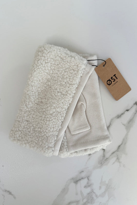 Tina Teddy Mittens -White