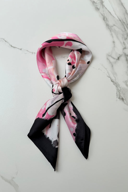 Vilja Scarf -Pink/Black